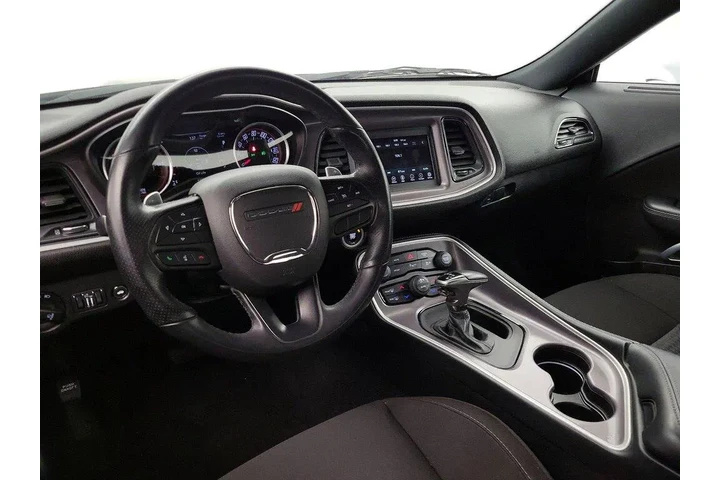 $24998 : Dodge Challenger 2022 GT 2dr image 9