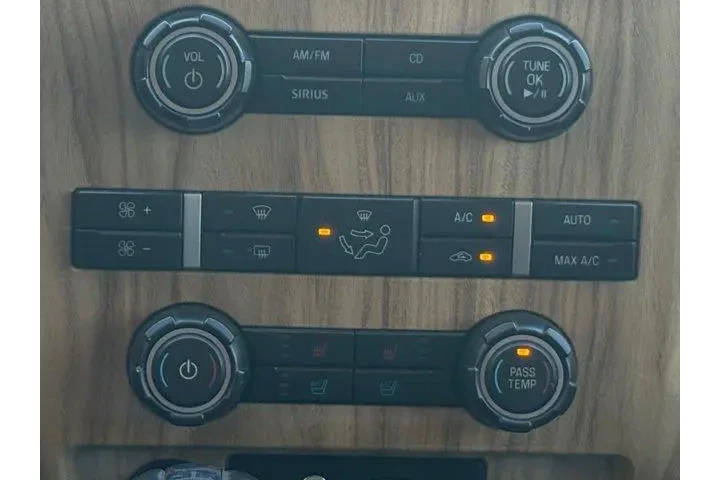 $14541 : Ford F-150 2011 4x4 Lariat 4 image 4