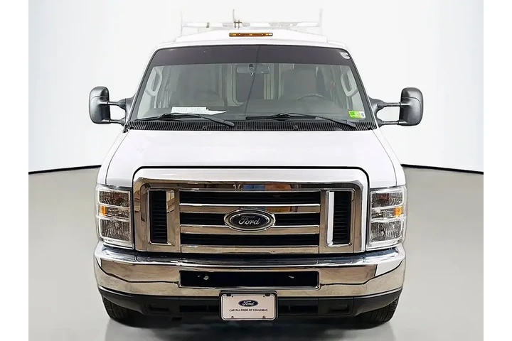 $19745 : Ford E-Series 2017 E-350 SD image 6