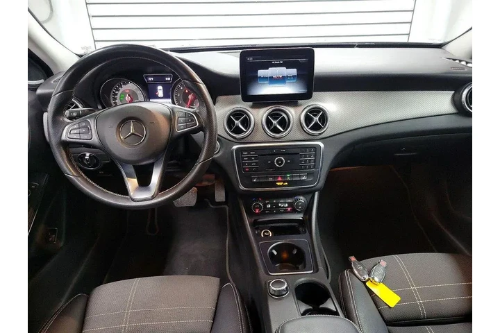 $15998 : Mercedes-Benz GLA 2017 GLA 2 image 9