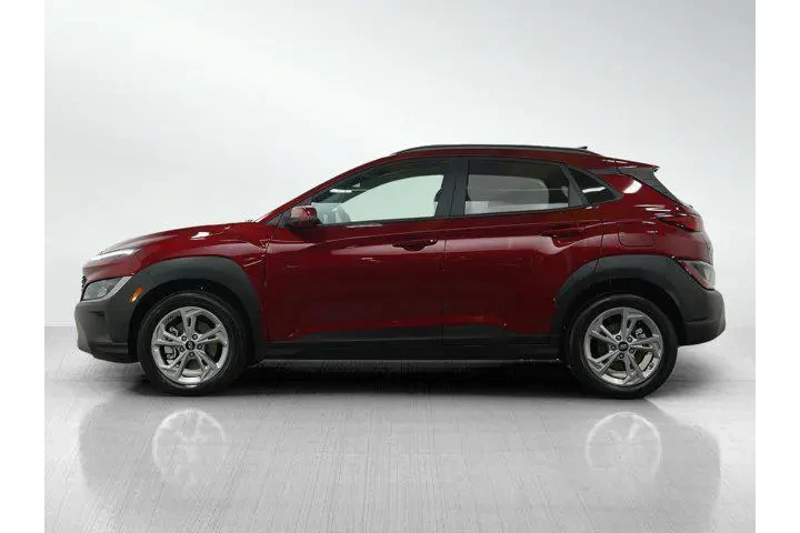 $22998 : Hyundai KONA 2023 AWD SEL 4d image 2
