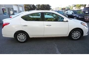 $8500 : 2018 Versa S Plus thumbnail