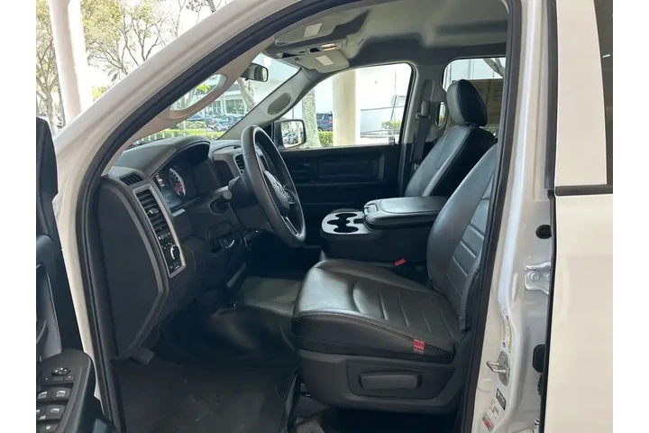 $25159 : Ram 1500 Classic 2023 4x2 Tr image 5