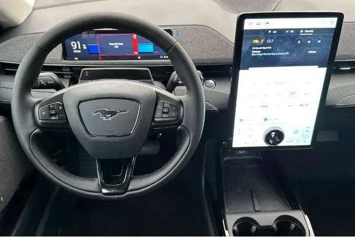 $32055 : Ford Mustang Mach-E 2024 Pre image 5