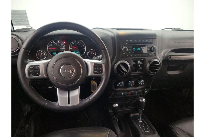 $20998 : Jeep Wrangler Unlimited 2017 image 9