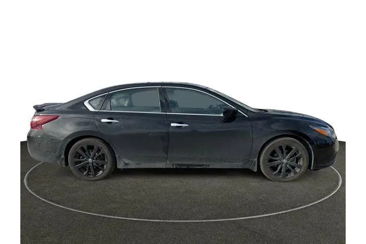 $14994 : Nissan Altima 2018 2.5 SR 4d image 6