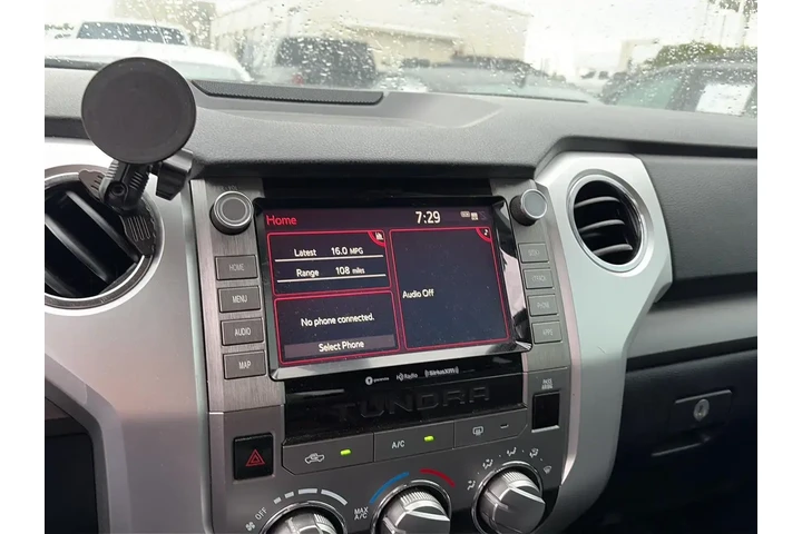 $29357 : Toyota Tundra 2020 4x2 SR5 4 image 5