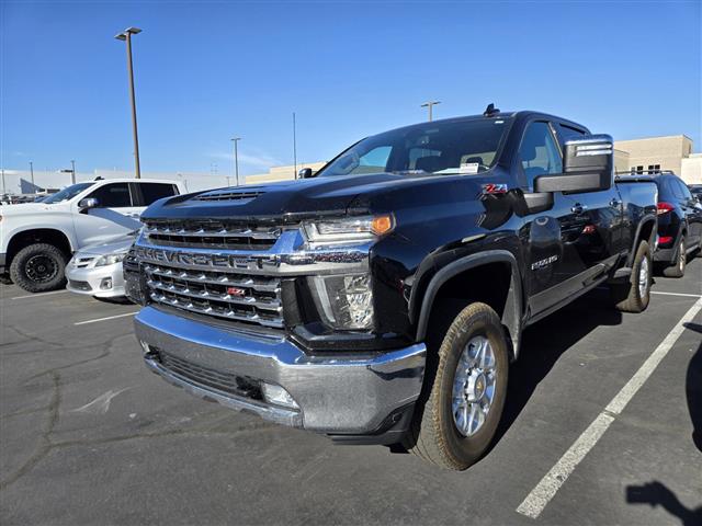 Pre-Owned 2022 Silverado 2500 image 2