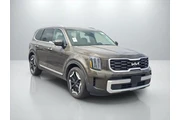 $36999 : Kia Telluride 2025 AWD S 4dr thumbnail