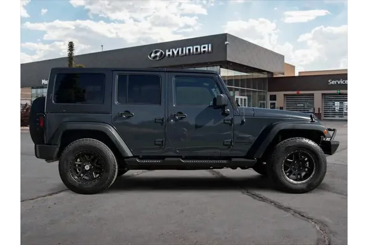 $16252 : Jeep Wrangler Unlimited 2016 image 6