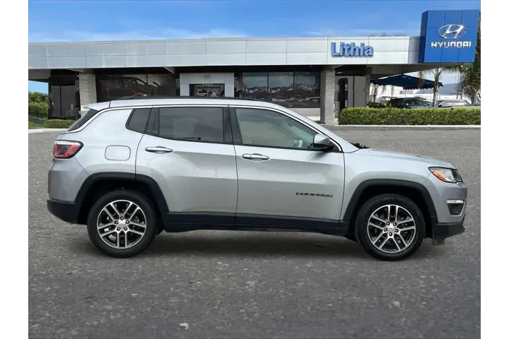 $11799 : Jeep Compass 2019 Latitude 4 image 9