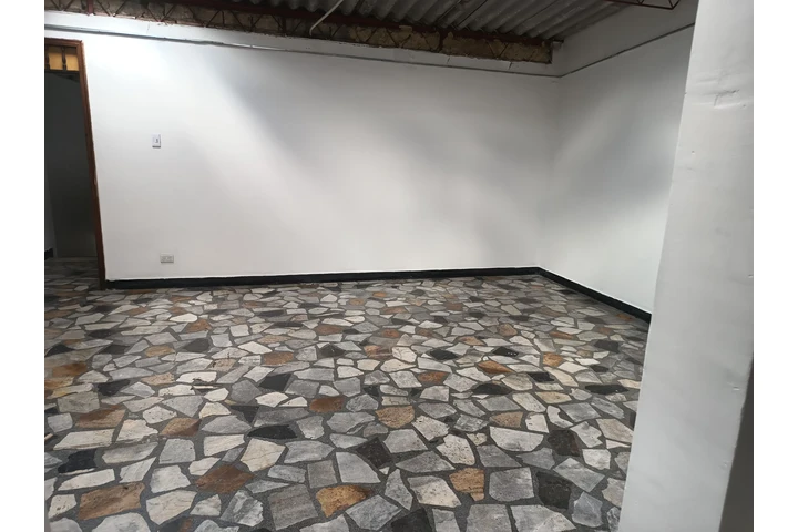 $5500000 : Arriendo Bodega- Local image 5