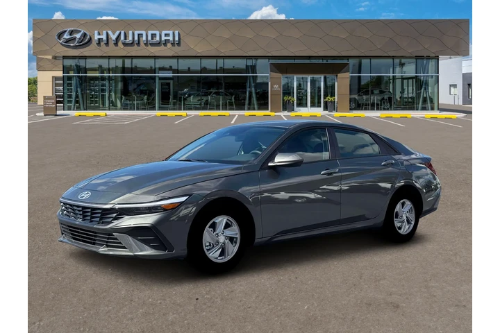 $22995 : Hyundai ELANTRA 2026 SE 4dr image 2