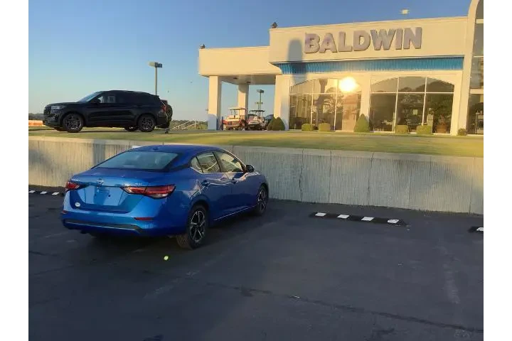 $22550 : Nissan Sentra 2024 SV 4dr Se image 7