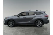 $36250 : Toyota Highlander 2022 XLE 4 thumbnail
