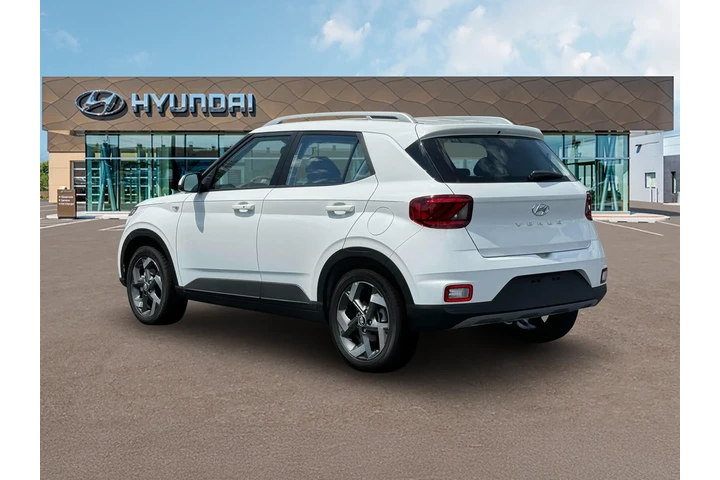 $19979 : Hyundai VENUE 2025 SEL 4dr C image 5