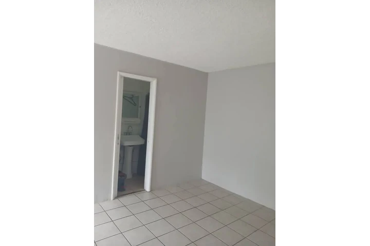 $1800 : Apartamento de 1recámara-$1800 image 2