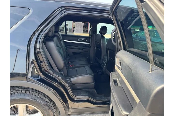 $8980 : 2016 Explorer 4WD 4dr XLT image 9