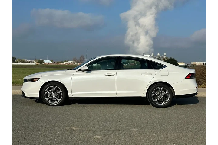 $27421 : Honda Accord 2023 EX 4dr Sed image 7