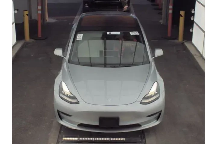 $20493 : Tesla Model 3 2018 AWD Long image 2