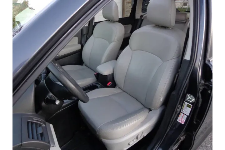 $10950 : 2014 Forester 2.5i Limited image 10