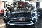$29995 : Mitsubishi Outlander PHEV 20 thumbnail