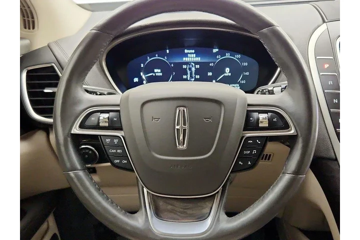 $26998 : Lincoln Nautilus 2019 AWD Re image 10