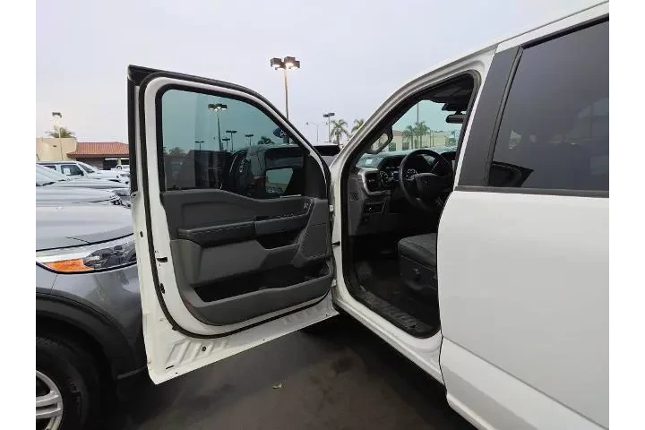 $33554 : Ford F-150 2022 4x4 XL 4dr S image 5