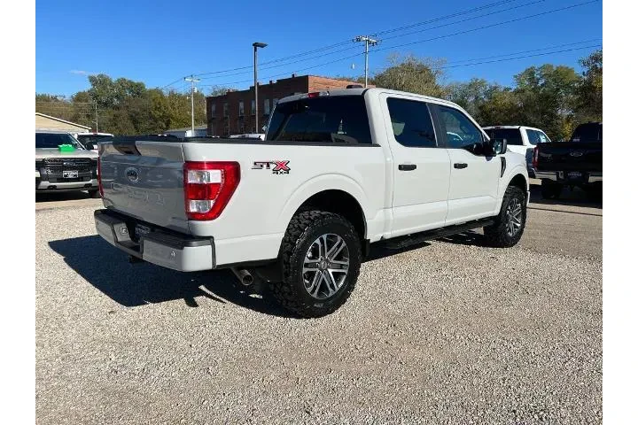 $39400 : Ford F-150 2023 4x4 XL 4dr S image 7
