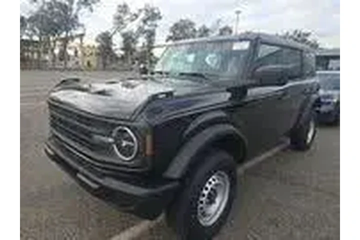 $38000 : Ford Bronco 2022 4x4 Base 4d image 1