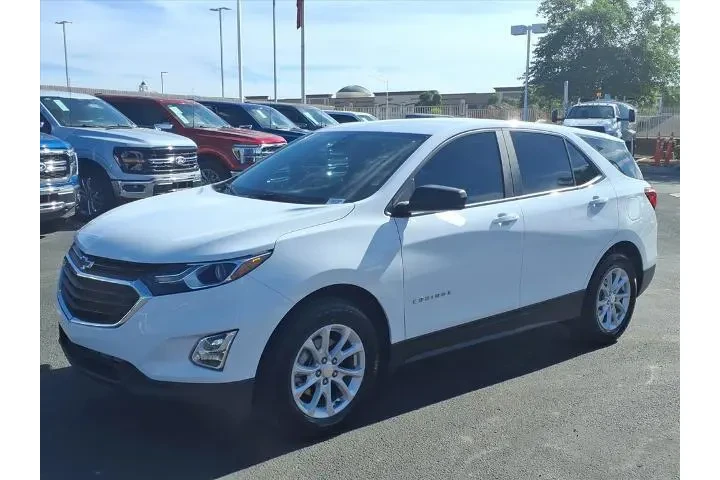 $16648 : Chevrolet Equinox 2020 LS 4d image 8