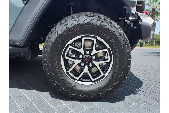 $39498 : Jeep Wrangler 2025 4x4 Rubic image 8