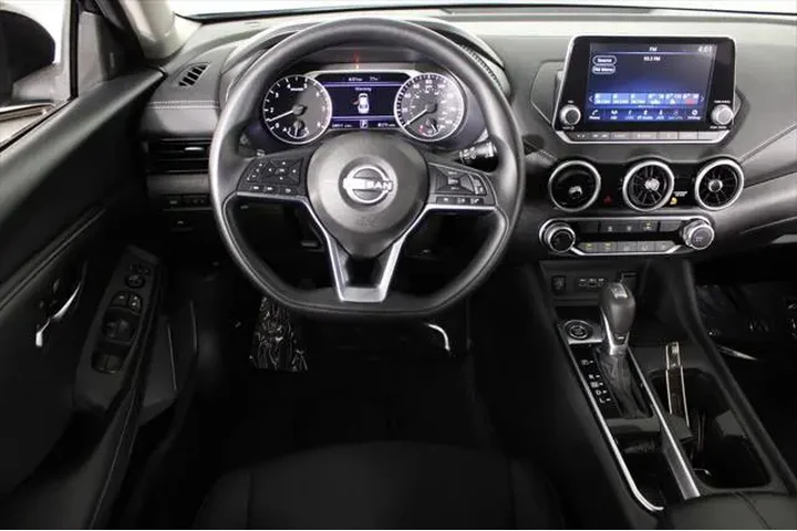 $16387 : Nissan Sentra 2024 SV 4dr Se image 7