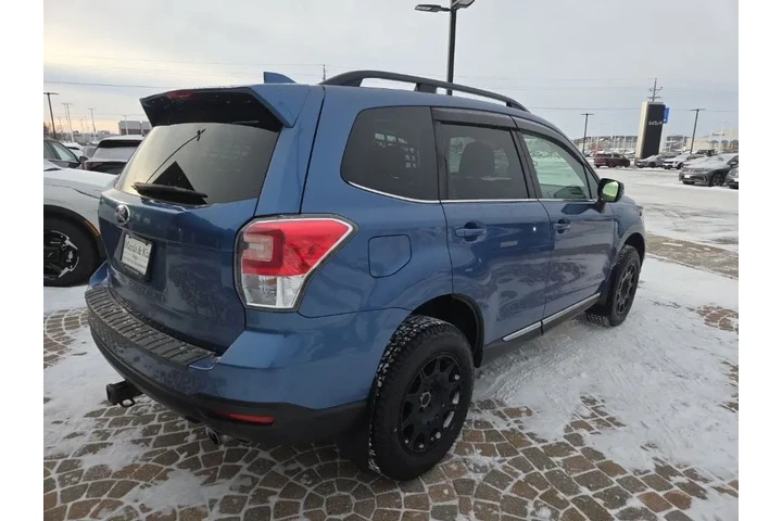 $17497 : 2017 Forester 2.0XT Touring image 5