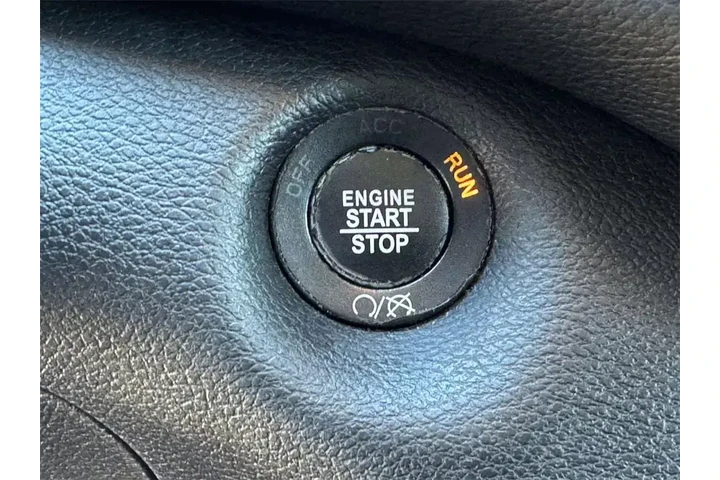 $15799 : Jeep Cherokee 2019 4x4 Latit image 8