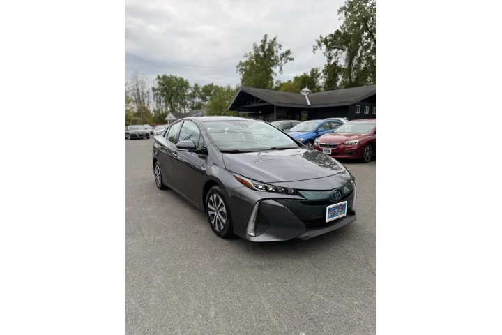 $18995 : 2020 Prius Prime XLE image 6