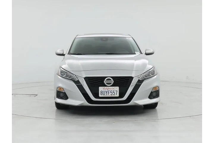 $16998 : Nissan Altima 2020 2.5 SV 4d image 5