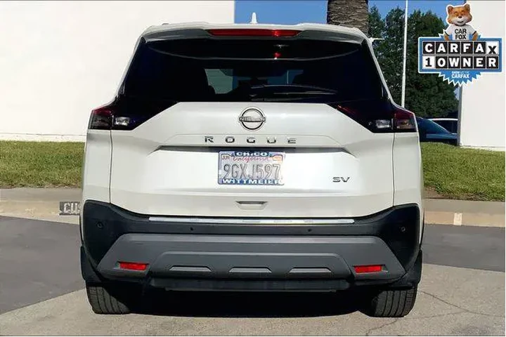 $19985 : Nissan Rogue 2023 SV 4dr Cro image 4