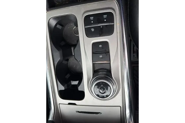 $27992 : Ford Explorer 2022 XLT 4dr S image 8