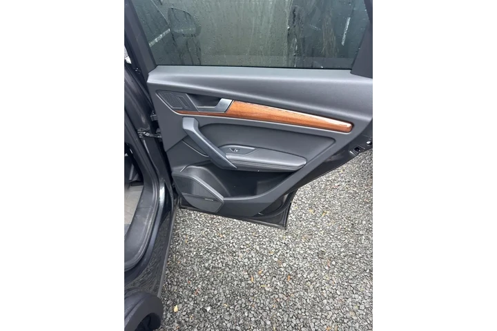 $29999 : Audi Q5 2023 AWD quattro S l image 8