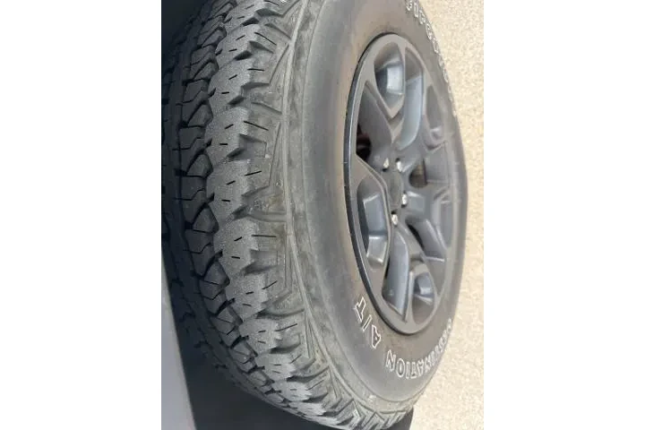 $22207 : Jeep Cherokee 2022 4x4 X 4dr image 5