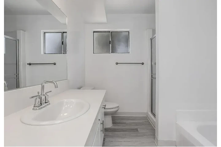 $1100 : Apartamento amplio y luminoso image 3