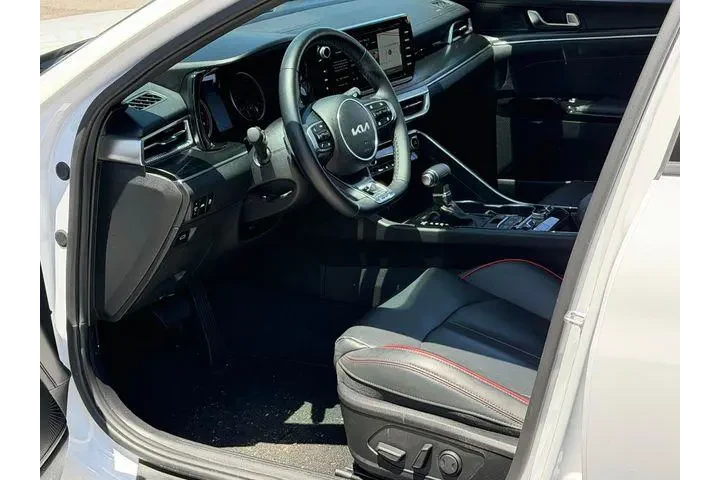 $28988 : Kia K5 2024 GT 4dr Sedan image 10
