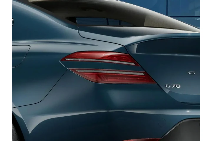 Genesis G70 2025 2.5T Standa image 10