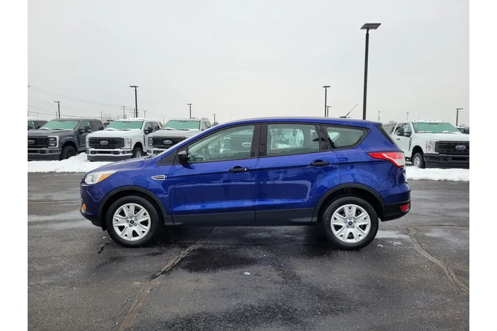 $11595 : Ford Escape 2016 S 4dr SUV image 7