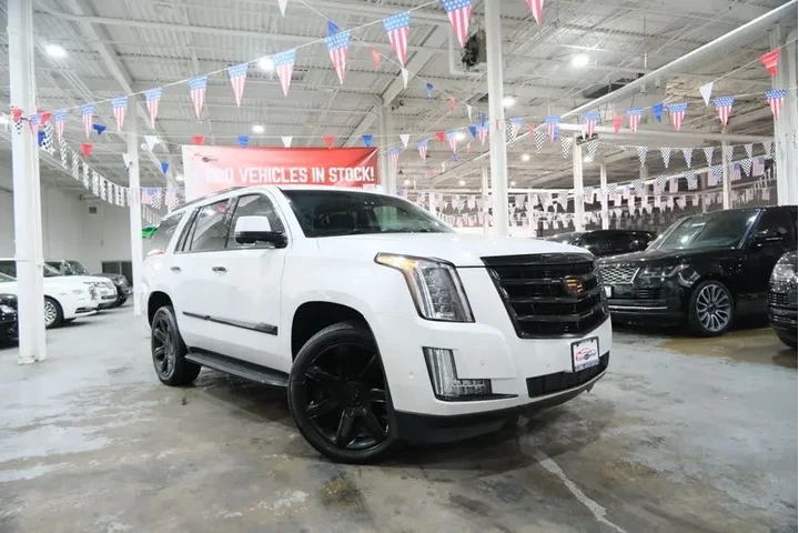 $37375 : 2019 CADILLAC Escalade Luxury image 2