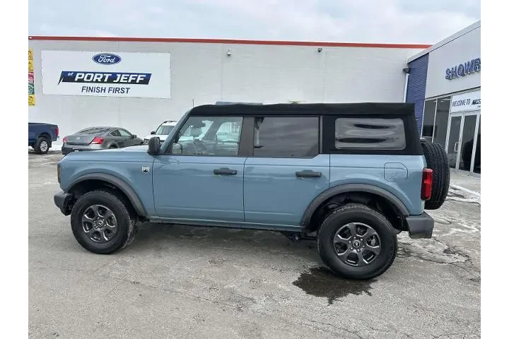 $31550 : Ford Bronco 2021 4x4 Outer B image 9