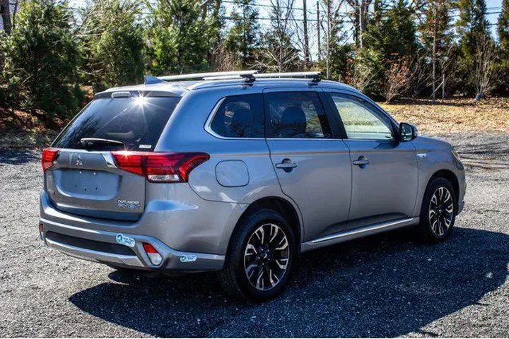 $14995 : Mitsubishi Outlander PHEV 20 image 7
