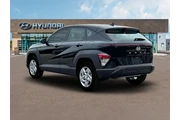 $22990 : Hyundai KONA 2025 SE 4dr Cro thumbnail