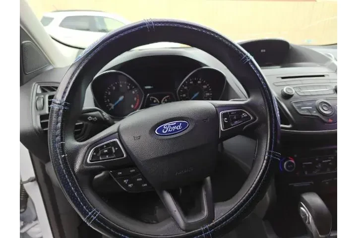 $13728 : Ford Escape 2018 SE 4dr SUV image 8